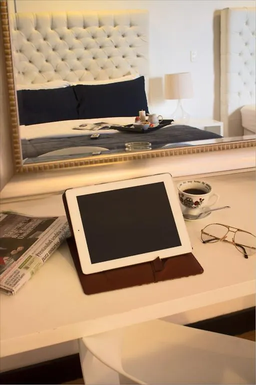 *** Hotel Suites Casa Lozada Bogota Colombia
